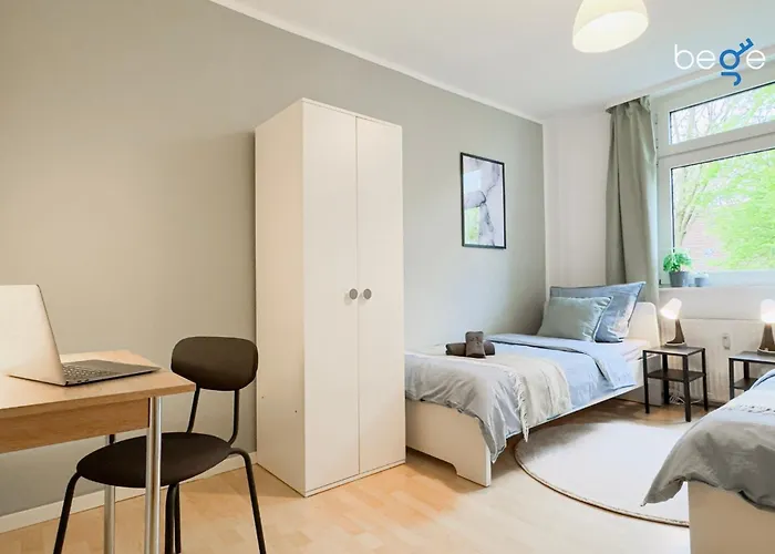 Bege Team Base * 埃森